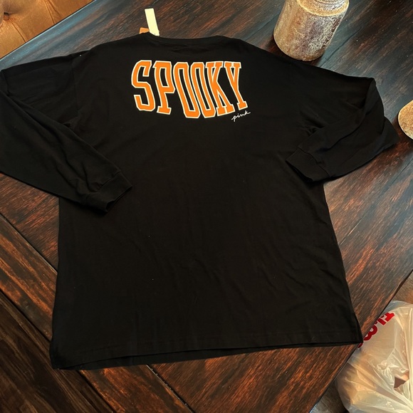 VS PINK spooky long sleeve shirt - Picture 1 of 3